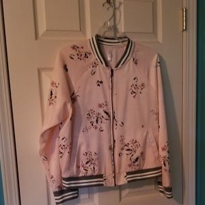 Forever 21 satin floral jacket size L